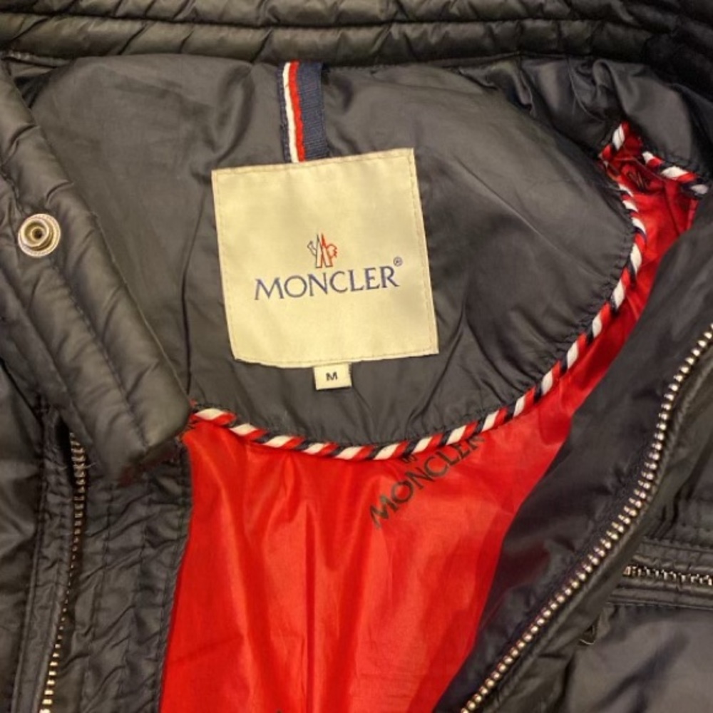Mens moncler puffer jacket size medium